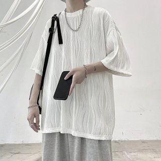 Elbow-sleeve Textured T-shirt / Sweatshorts