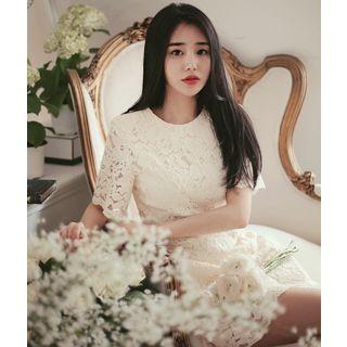 Short-sleeve Slim Lace Dress