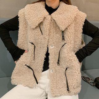 Long-sleeve Mock-neck T-shirt / Faux Shearling Toggle Vest