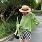 Long-sleeve Elbow-cutout T-shirt / Checker Print Shorts