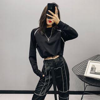 Drawsring-hem Crop Top