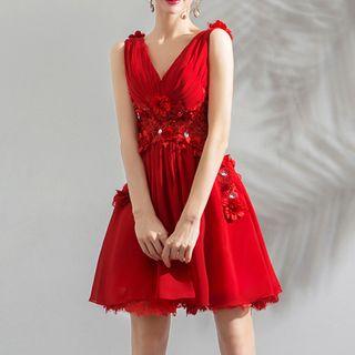 V-neck Sleeveless A-line Cocktail Dress