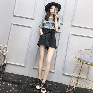 Set: Short-sleeve Lettering T-shirt + Wide-leg Shorts
