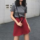 Plain Short-sleeve T-shirt / A-line Mini Denim Skirt