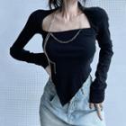Long-sleeve Square Neck Asymmetrical Hem Chained Open-back T-shirt