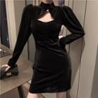 Puff-sleeve Cutout Slim Fit Velvet Dress