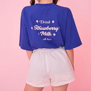 Strawberry Milk Lettering Loose-fit T-shirt