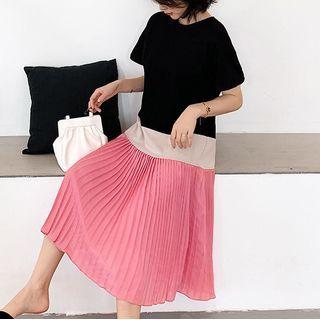 Color Block Pleated Panel Midi A-line Dress
