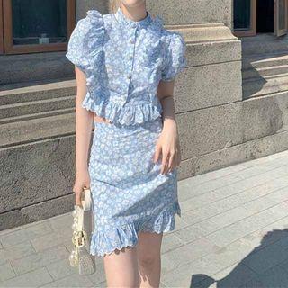 Short-sleeve Floral Print Frill Trim Cropped Blouse / Mini Pencil Skirt