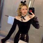 Long-sleeve Lace Trim Cold-shoulder T-shirt