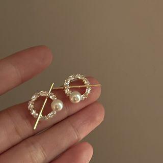 Rhinestone Circle Stud Earring Stud Earring - 1 Pair - Silver Stud - Gold - One Size