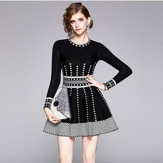 Patterned Long-sleeve A-line Dress Black - One Size