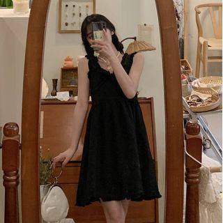 Sleeveless Frill Trim Dress Black - One Size