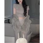 Fluffy Jacket / Cap-sleeve Top / Straight-leg Pants