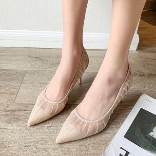 Pointy-tie Mesh Pumps