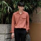 Notched-collar Contrast-button Shirt