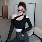 Cold-shoulder Asymmetric Panel Cropped T-shirt Black - One Size