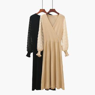 Dotted Panel Lantern-sleeve Knit Dress