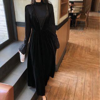 Set: Long-sleeve Turtle Neck T-shirt + Spaghetti Strap Midi A-line Velvet Dress