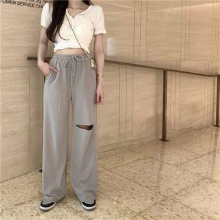 Short-sleeve Henley T-shirt / Wide-leg Sweatpants