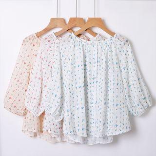 Round-neck Floral Button-up Blouse