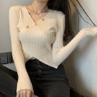 V-neck Buttoned Cropped Knit Top