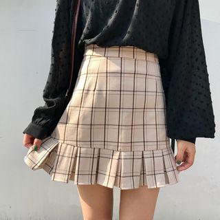 Mini Plaid A-line Skirt / Wide Leg Denim Shorts