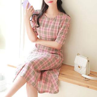 Puff-sleeve Tie-waist Midi Plaid Dress