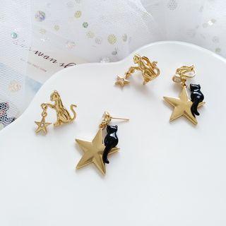 Non-matching Cat & Star Dangle Earring