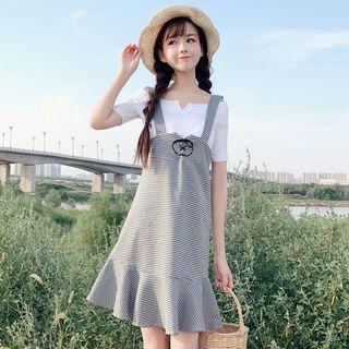 Set: Plain Off Shoulder Short Sleeve T-shirt + Plaid High Waist Suspender Skirt