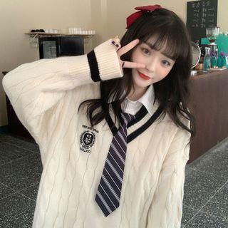 V-neck Badge Embroidered Sweater White - One Size