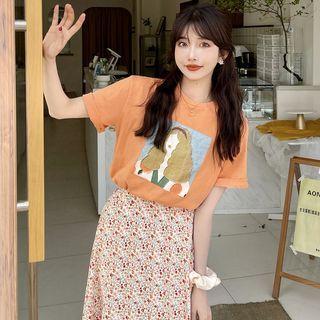 Short-sleeve Print T-shirt / Floral Midi A-line Skirt