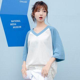 V-neck Raglan Elbow-sleeve T-shirt