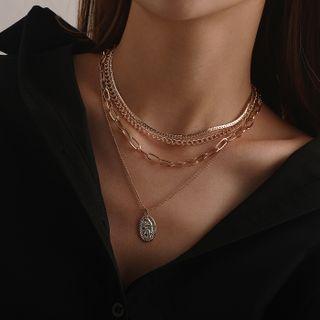 Embossed Pendant Alloy Layered Choker Necklace