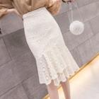 Ruffle Hem Straight-fit Lace Skirt