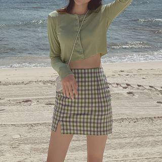 Cropped Single-breasted Knit Top