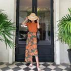 Set: Plain Short-sleeve T-shirt + Flower Print Midi Skirt