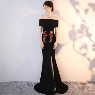 Off Shoulder Short-sleeve Evening Gown