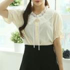 Lace-capelet Buttoned Blouse One Size