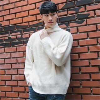 Half Zip-up Turtle-neck Knit Top