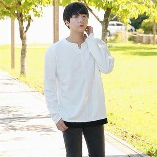 Notched-neckline Layered-hem T-shirt