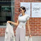 Slit-hem Slim-fit T-shirt