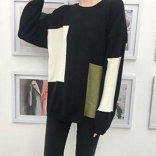 Color-block Round-neck Loose-fit Sweater
