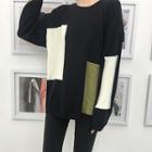 Color-block Round-neck Loose-fit Sweater