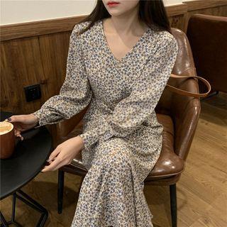 V-neck Floral Print Puff-sleeve A-line Midi Dress As Shown In Figure - One Size