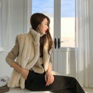 High-neck Ribbed Eco-fur Vest
