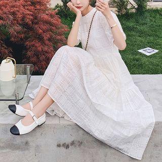 Short-sleeve Medium Maxi Dress