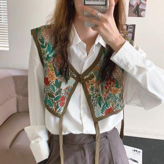 Floral Vest / Plain Shirt