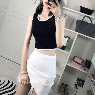 Set: Contrast Trim Cropped Tank Top + High Waist Mini Skirt