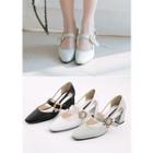 Cutout-side Buckled Mary Jane Pumps